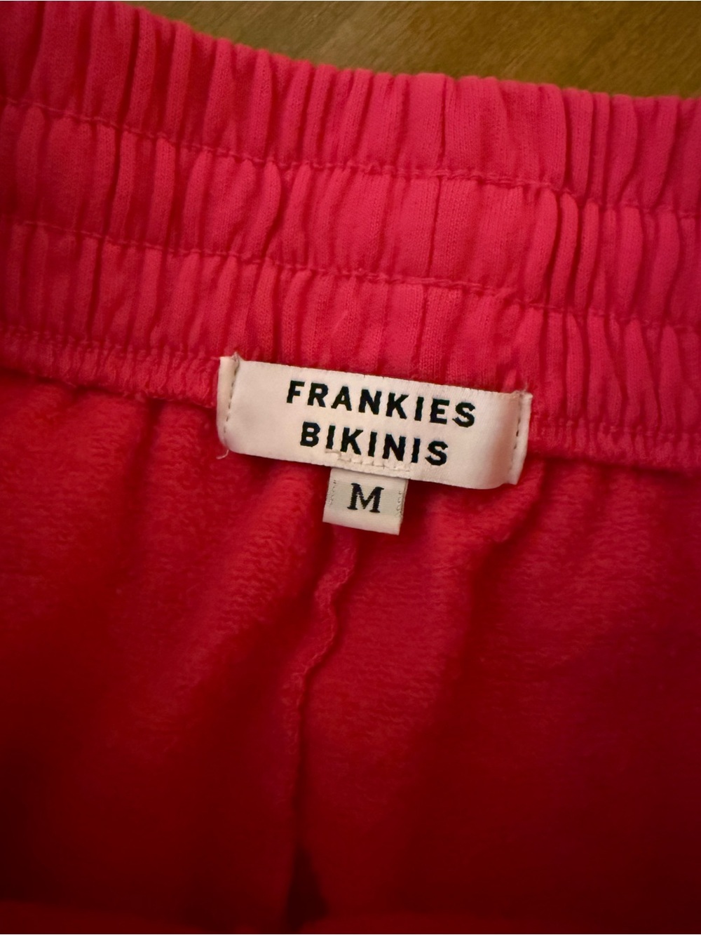 Frankies Bikinis Burl Sweat Short in
Fuschia Hot Pink Sz Medium Beach Summer - Picture 7 of 9